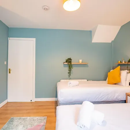 Location! Location! Centre Townhouse Sleeps 6 Prázdninový dům