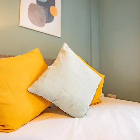 Location! Location! Centre Townhouse Sleeps 6 Prázdninový dům *